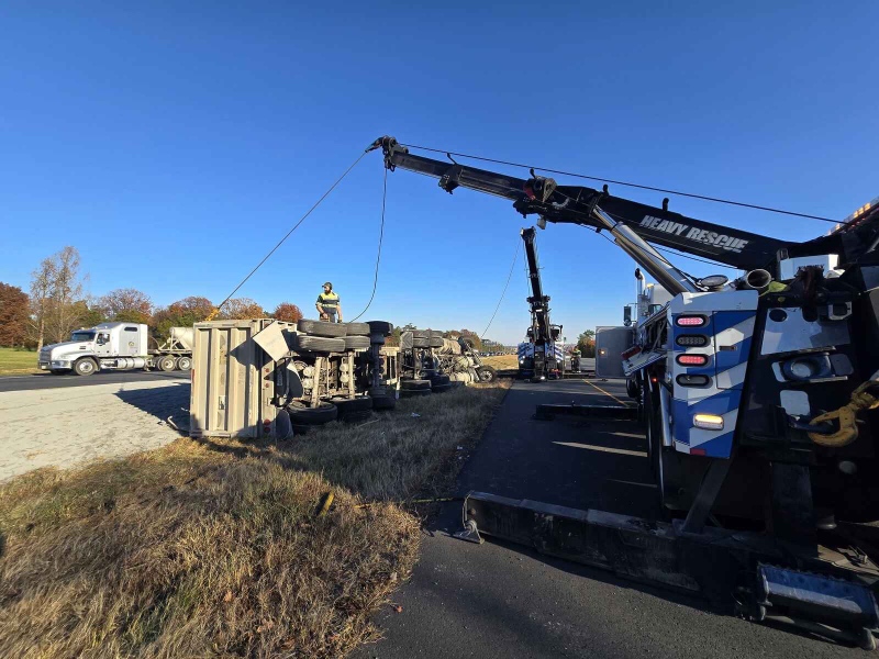 Claiborne Pkwy heavy towing