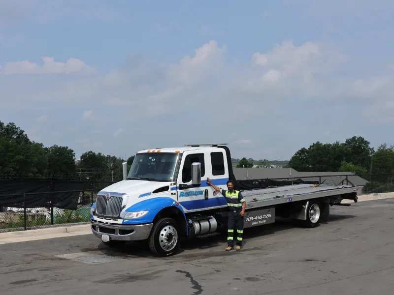 Herndon tow truck